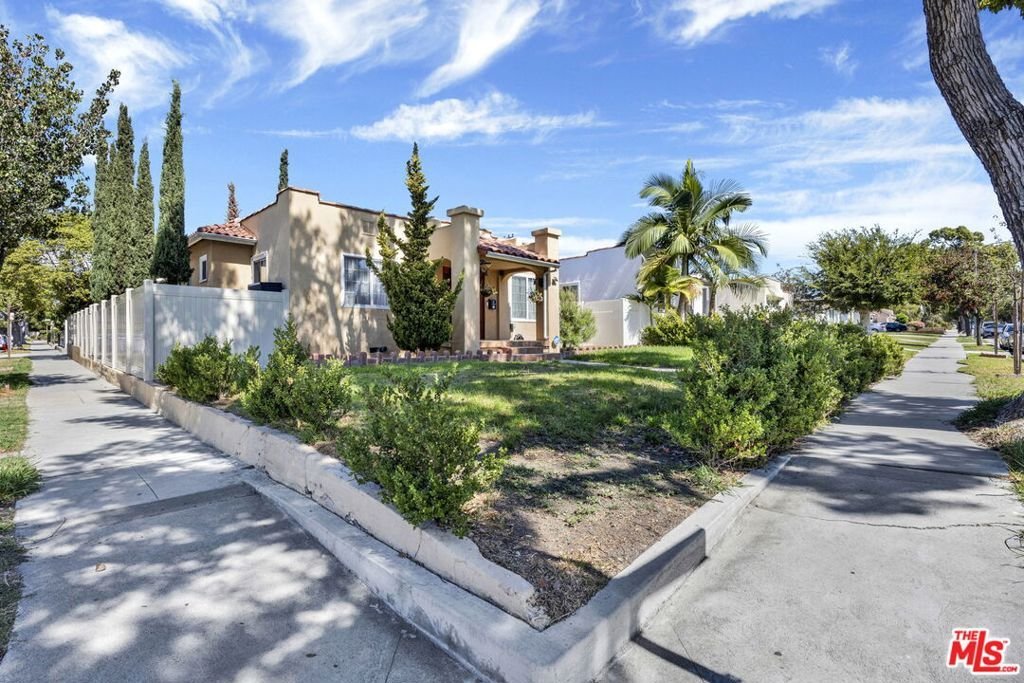 House in Glendale, California, United States 3 - 18988080