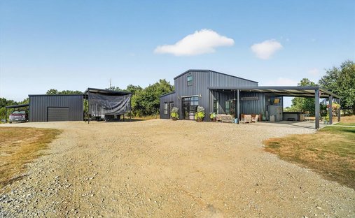 House in Tolar, Texas, United States 1