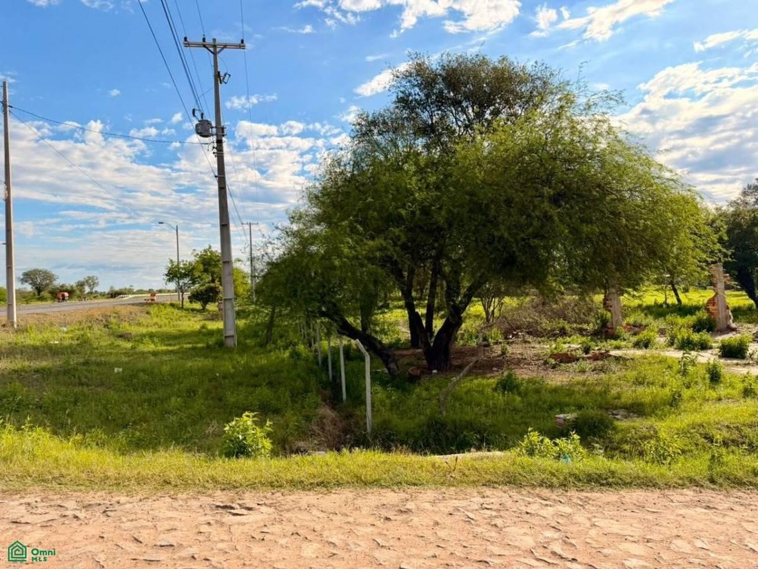 Land in Nueva Asunción, Presidente Hayes Department, Paraguay 1 - 18987355