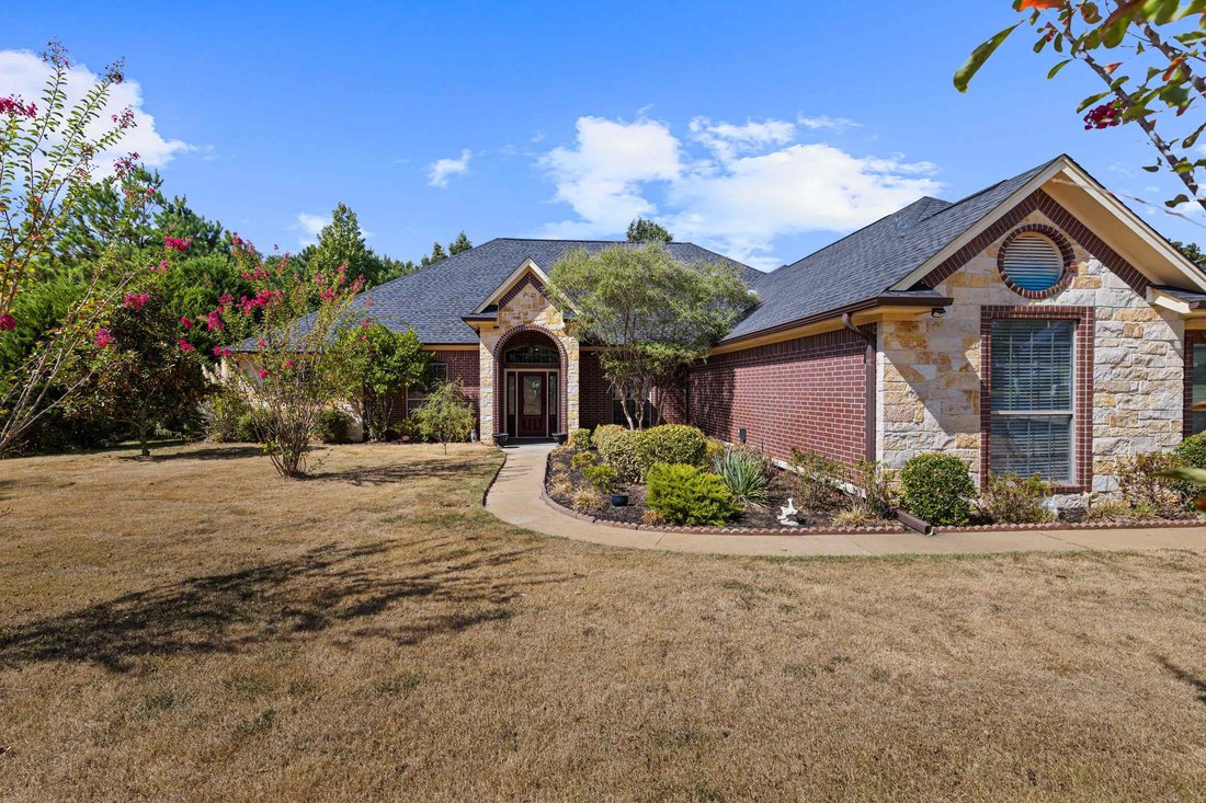 House in Longview, Texas, United States 1 - 18988536