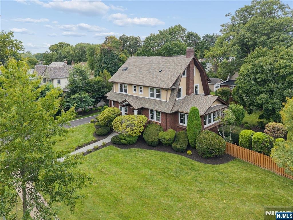 House in Glen Ridge, New Jersey, United States 3 - 18988871