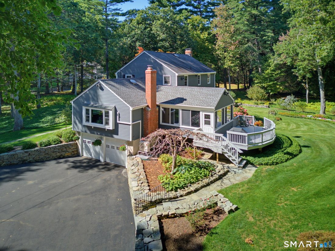 House in Simsbury, Connecticut, United States 4 - 18989397