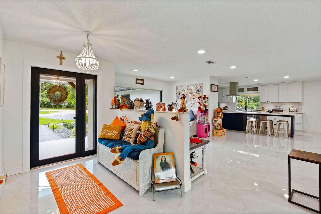 House in Weston, Florida, United States 4 - 18988343