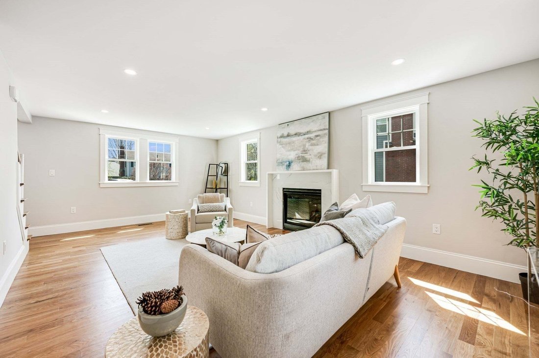 Casa a Winchester, Massachusetts, Stati Uniti 3 - 17824866