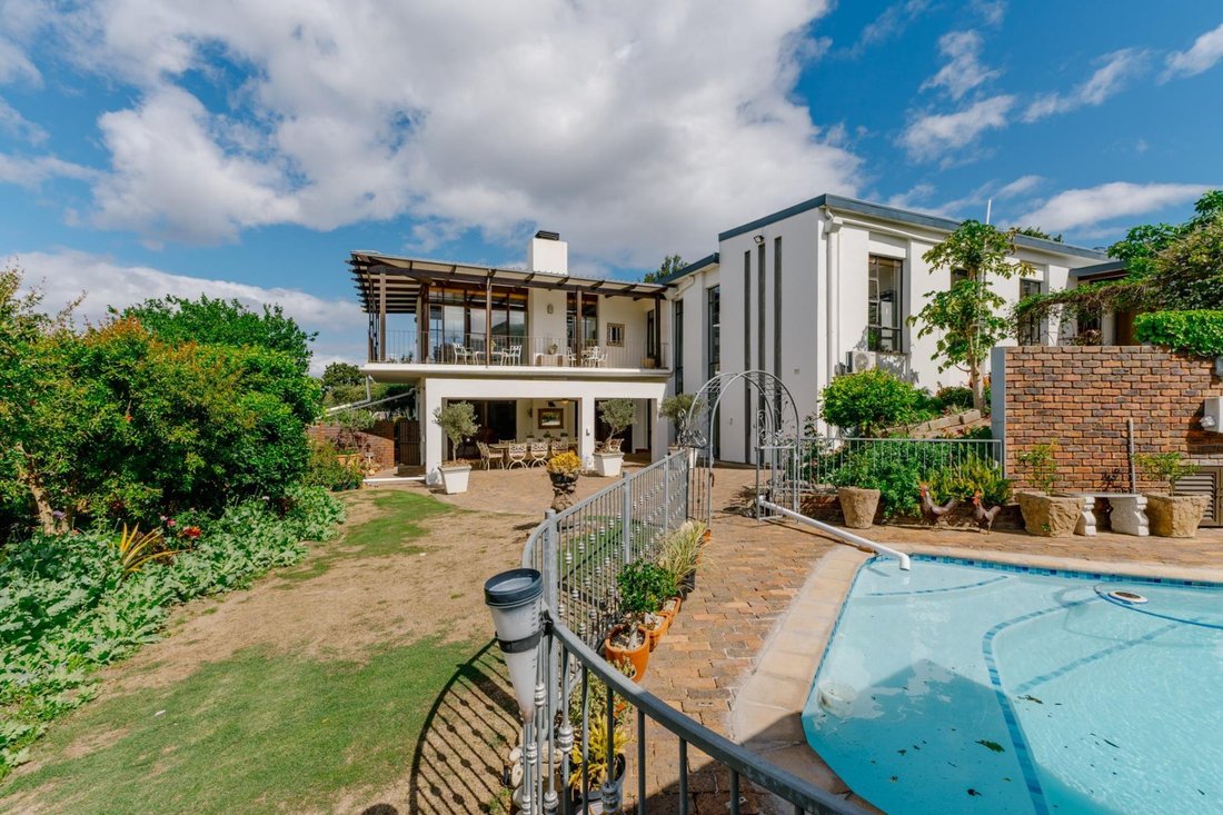House in Lemoenkloof, Paarl, South Africa 4 - 18989648