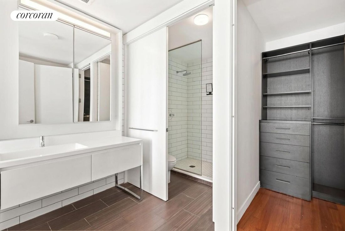 Condo in New York, New York, United States 5 - 18989792