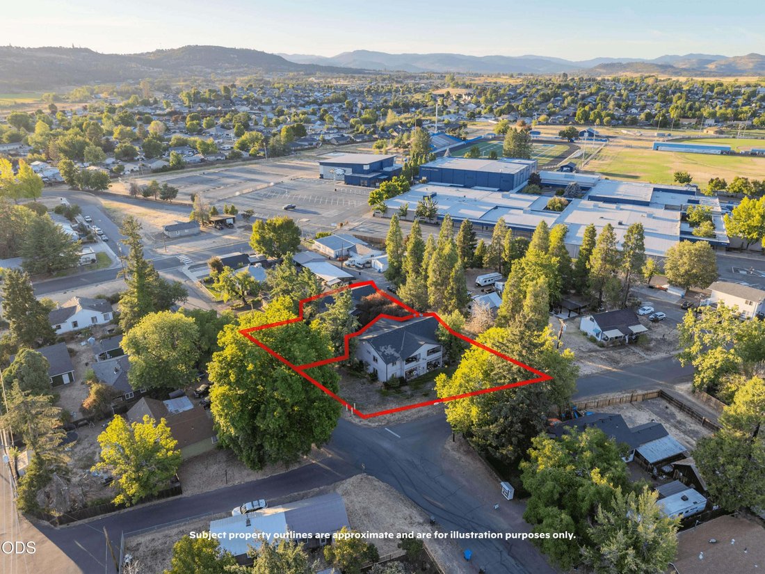 Eagle Point, Oregon, United States 1 - 18988172