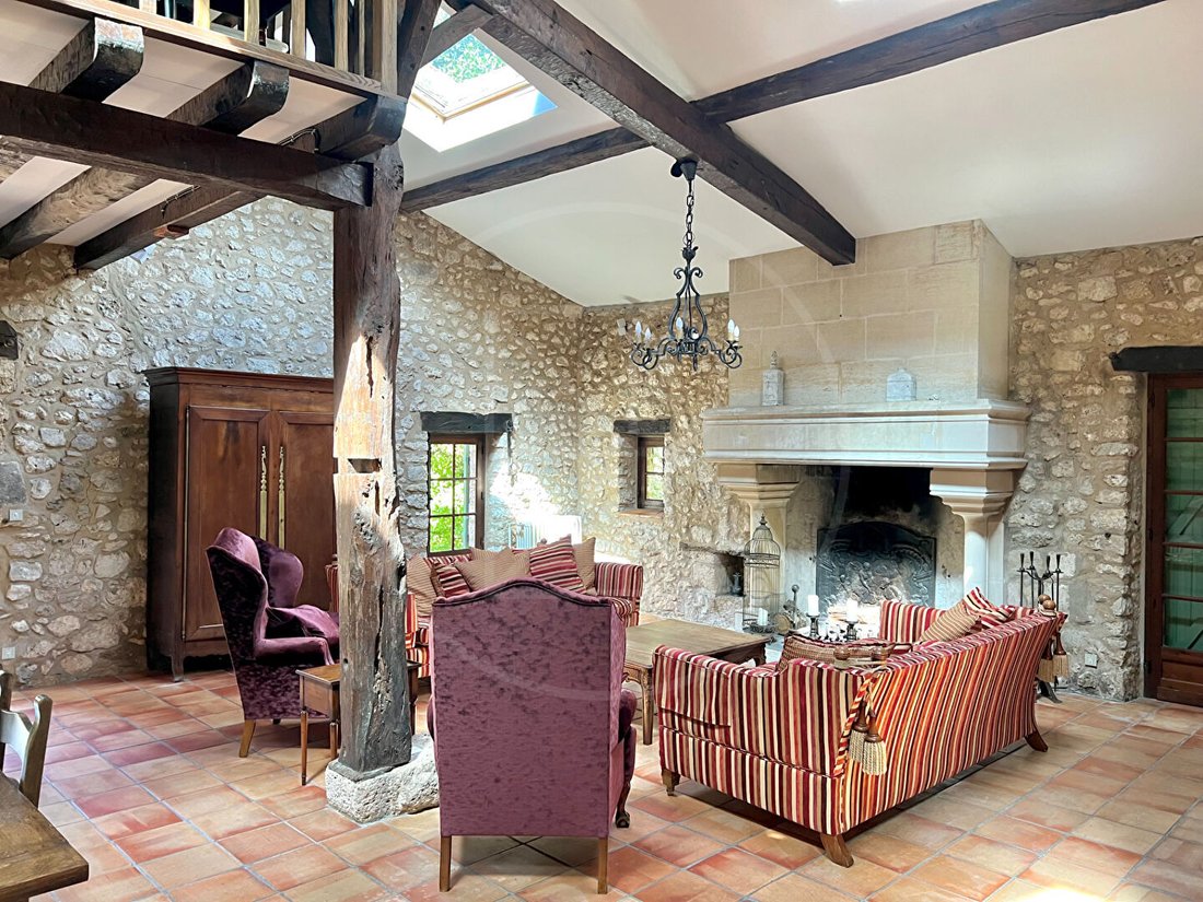 Villa in Gensac, Nouvelle-Aquitaine, France 5 - 18989459