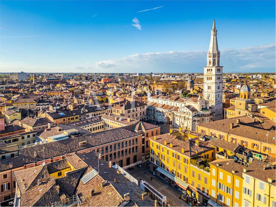 Wohnung in Centro Storico, Modena, Emilia-Romagna 2 - 17621235