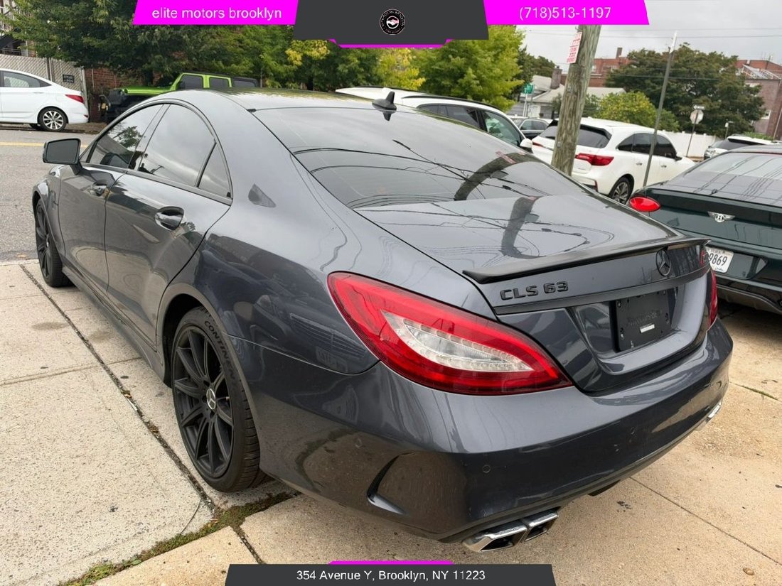 Coupe in Brooklyn, NY, United States 5 - 18990137