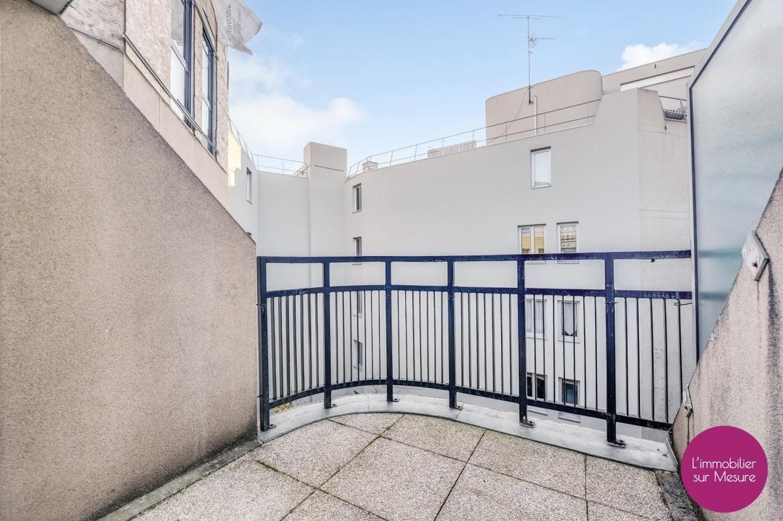 Apartment in Bel-Air Sud, Paris 12e Arrondissement, Paris 4 - 18989452