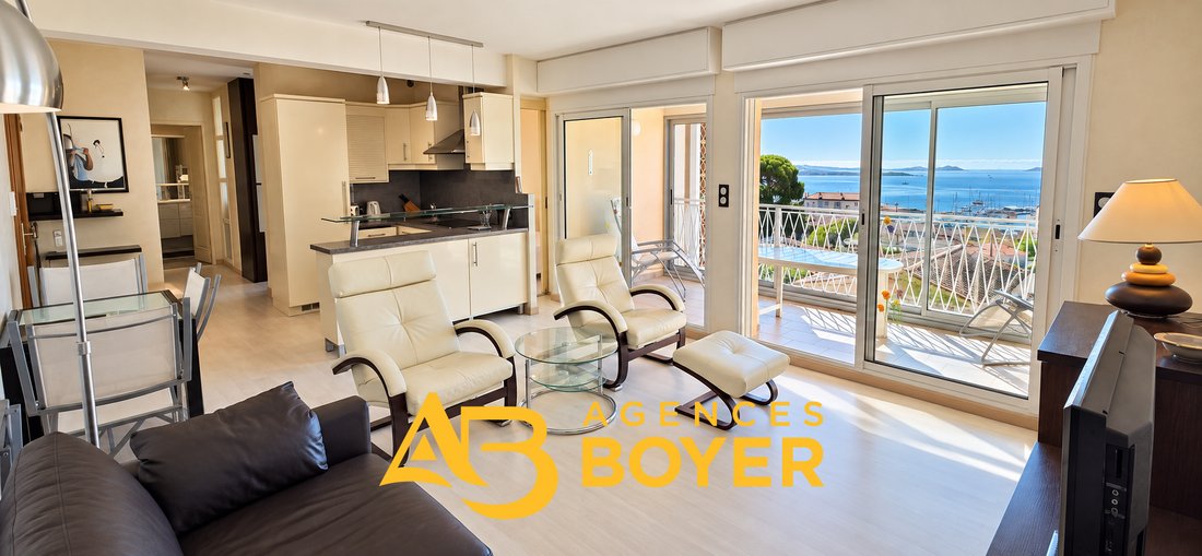 Apartment in Bandol, Provence-Alpes-Côte d'Azur, France 2 - 18989238