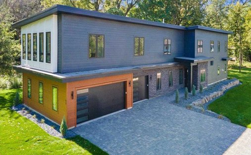 House in Tonka Bay, Minnesota, United States 1