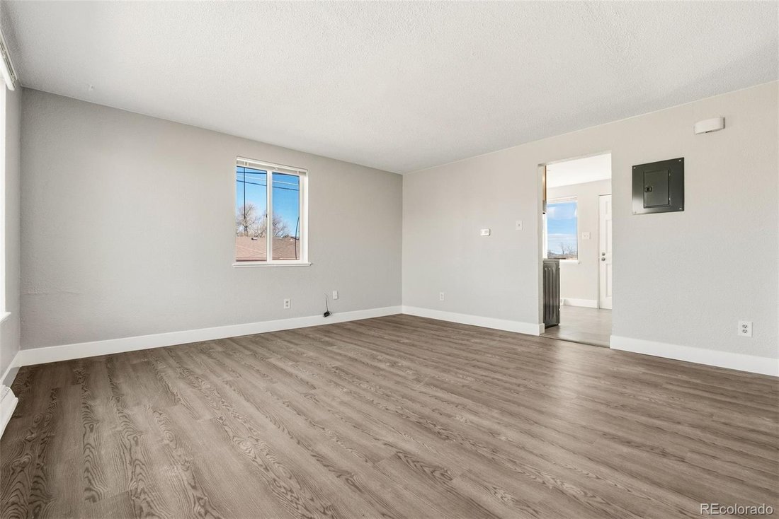 Lakewood, Colorado, United States 3 - 18987916