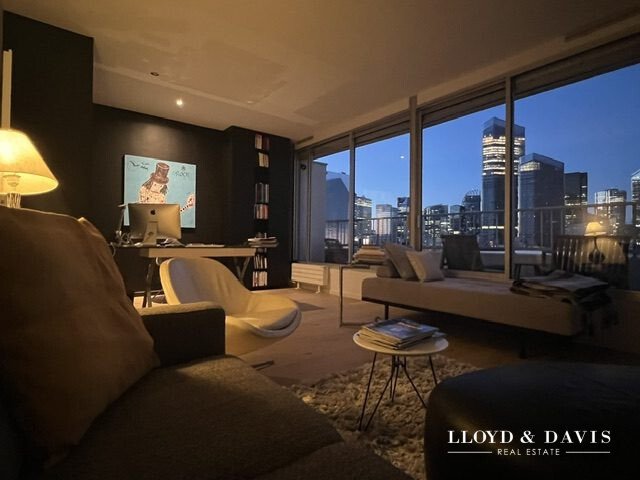 Apartment in Puteaux, Ile-de-France, France 3 - 17024762