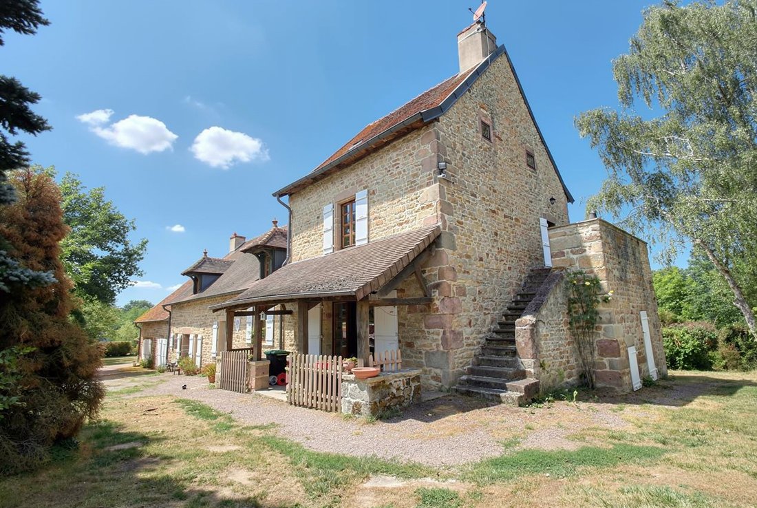 House in Montcenis, Bourgogne – Franche-Comté, France 2 - 18989632