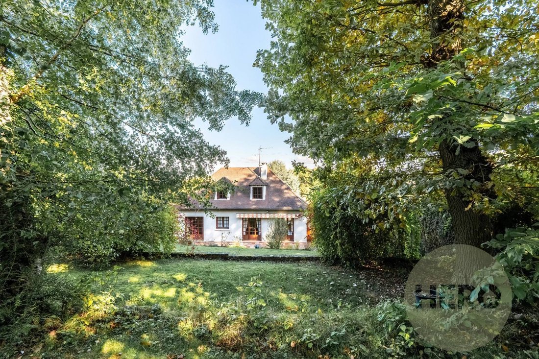 House in Jouars-Pontchartrain, Ile-de-France, France 1 - 16255608