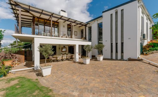 House in Lemoenkloof, Paarl, South Africa 1