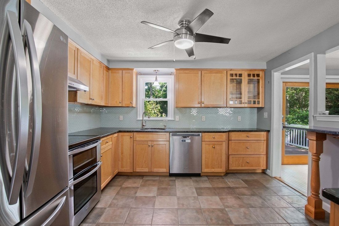 House in Bourne, Massachusetts, United States 5 - 18987106