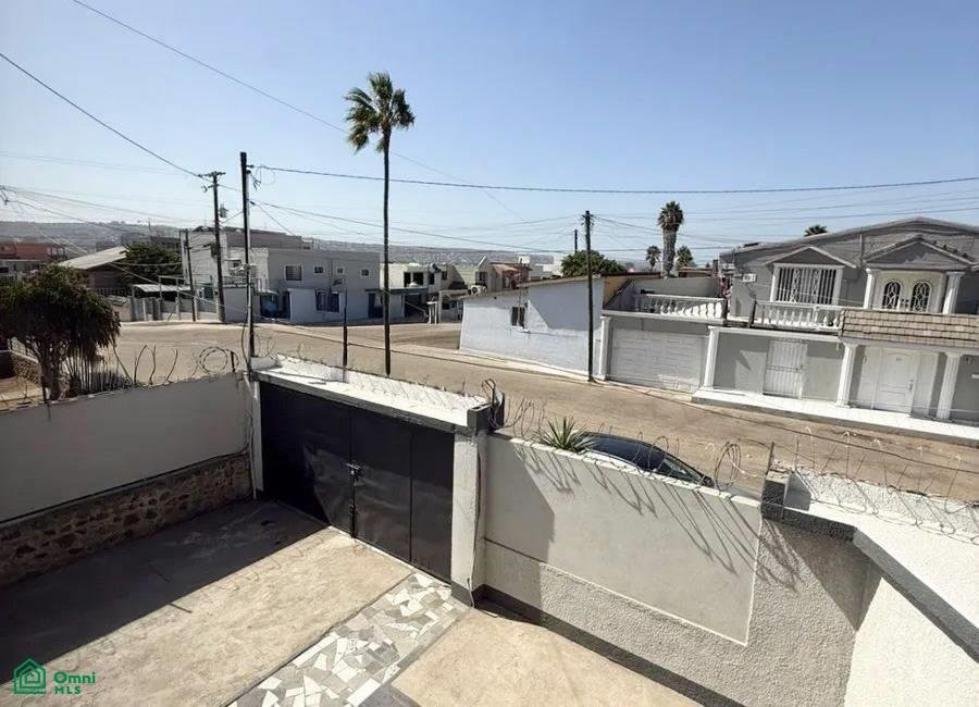 House in Tijuana, Baja California, Mexico 2 - 17232000