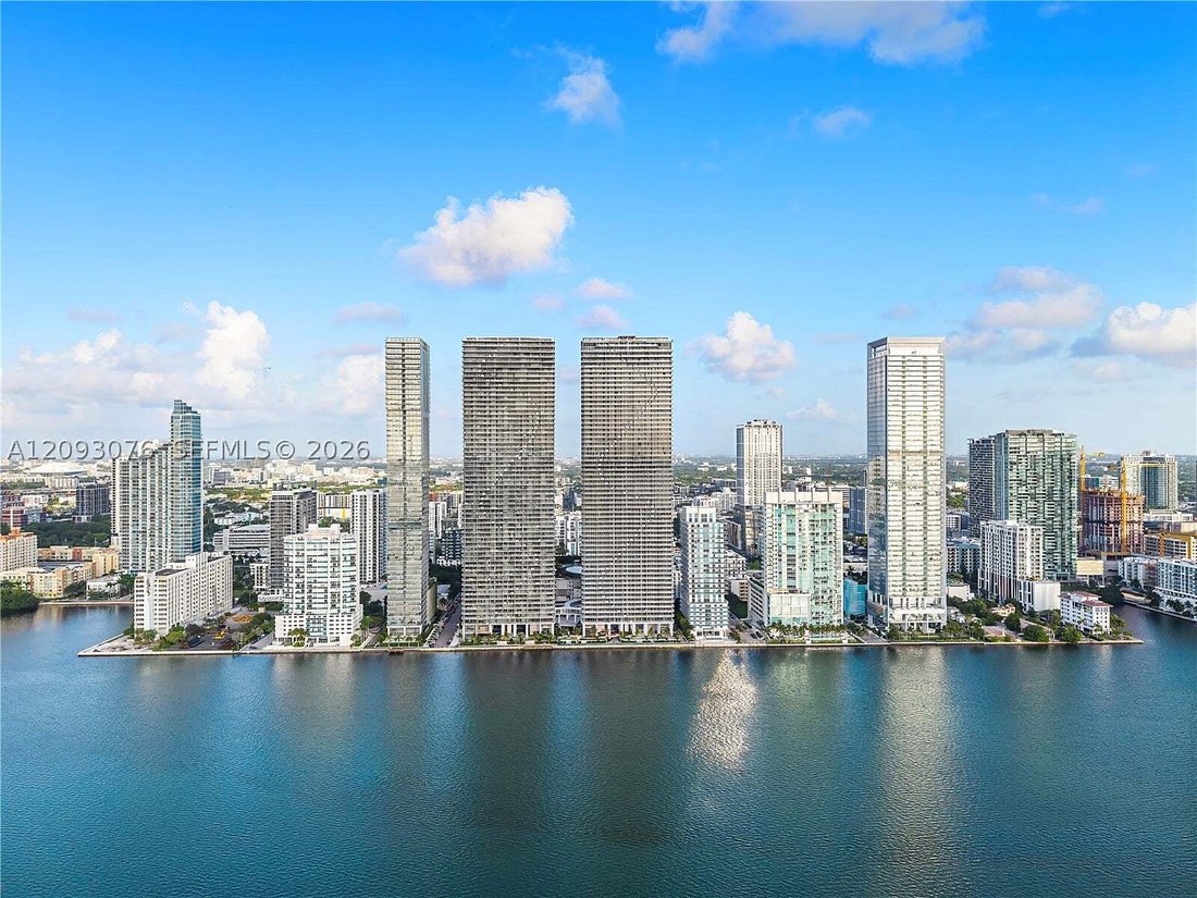 Condo in Miami, Florida, United States 2 - 18988302