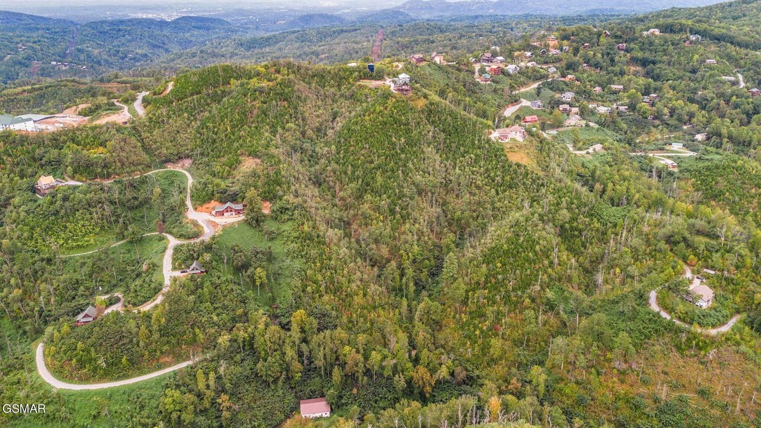Land in Gatlinburg, Tennessee, United States 2 - 18987304