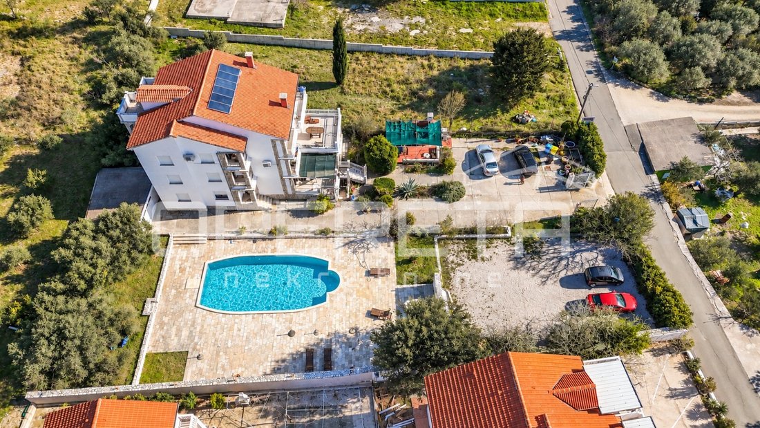 House in Barbat, Primorje-Gorski Kotar County, Croatia 2 - 16290795