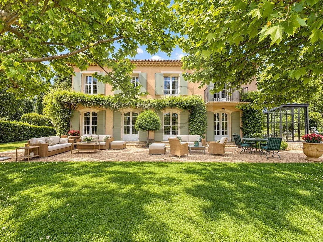 Estate in Le Tholonet, Provence-Alpes-Côte d'Azur, France 2 - 17881502