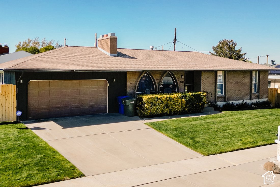 West Valley City, Utah, United States 2 - 18989682