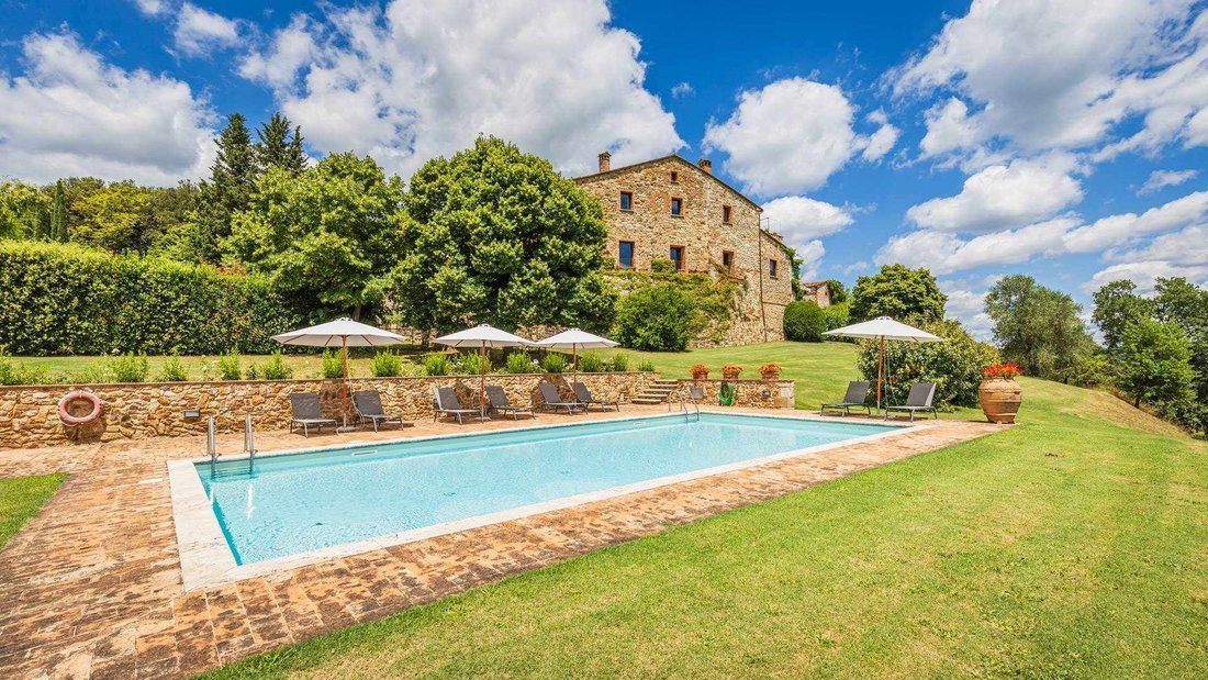 Country House in Rapolano Terme, Tuscany, Italy 1 - 15059455