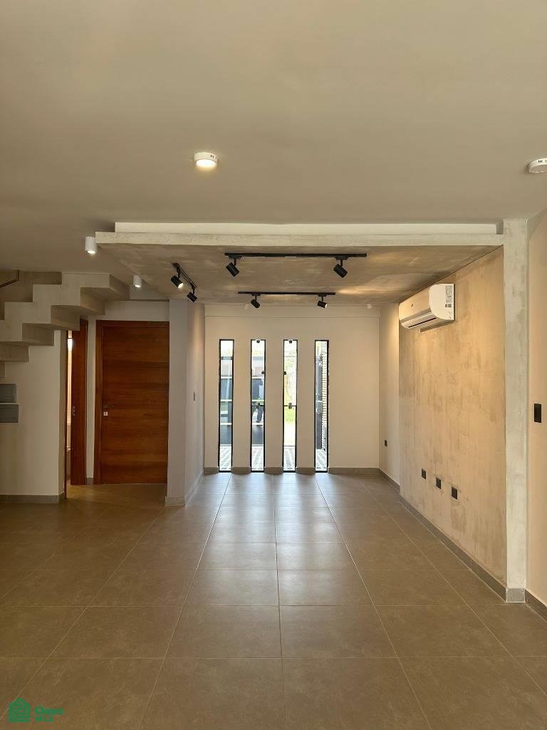 Condo in Luque, Central Department, Paraguay 2 - 17821839