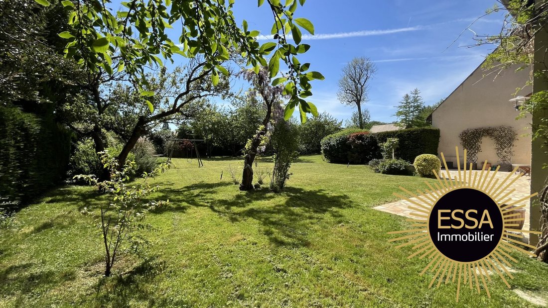 House in Chavenay, Ile-de-France, France 4 - 18990579