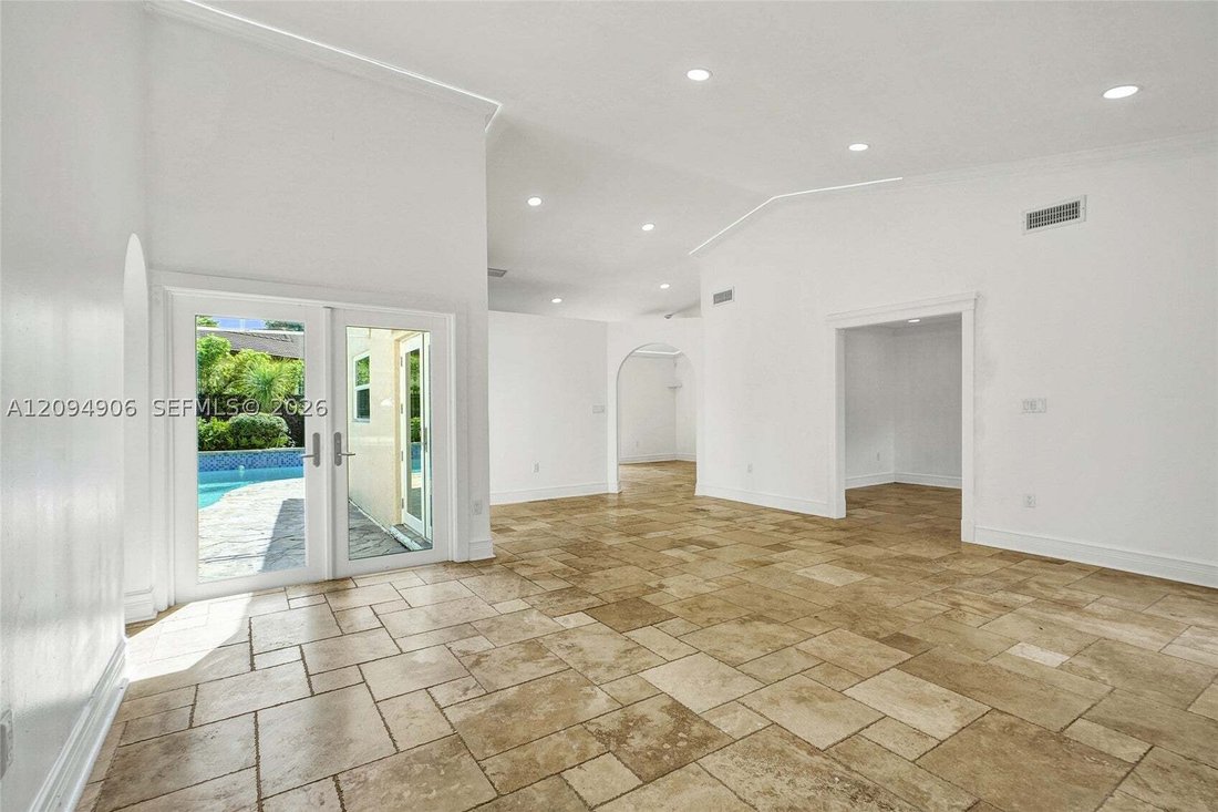 House in Miami, Florida, United States 4 - 18988316