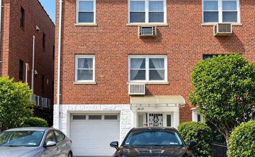 House in New York, New York, United States 1