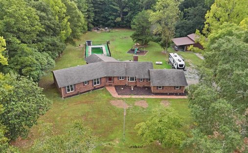 House in Hartselle, Alabama, United States 1