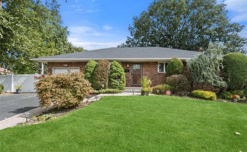 House in Syosset, New York, United States 1