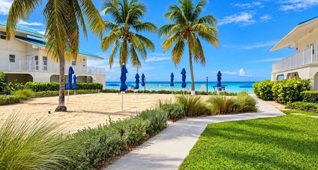 Apartment in Grand Cayman, Cayman Islands 5 - 18989236
