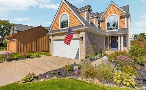 House in Walled Lake, Michigan, United States 1