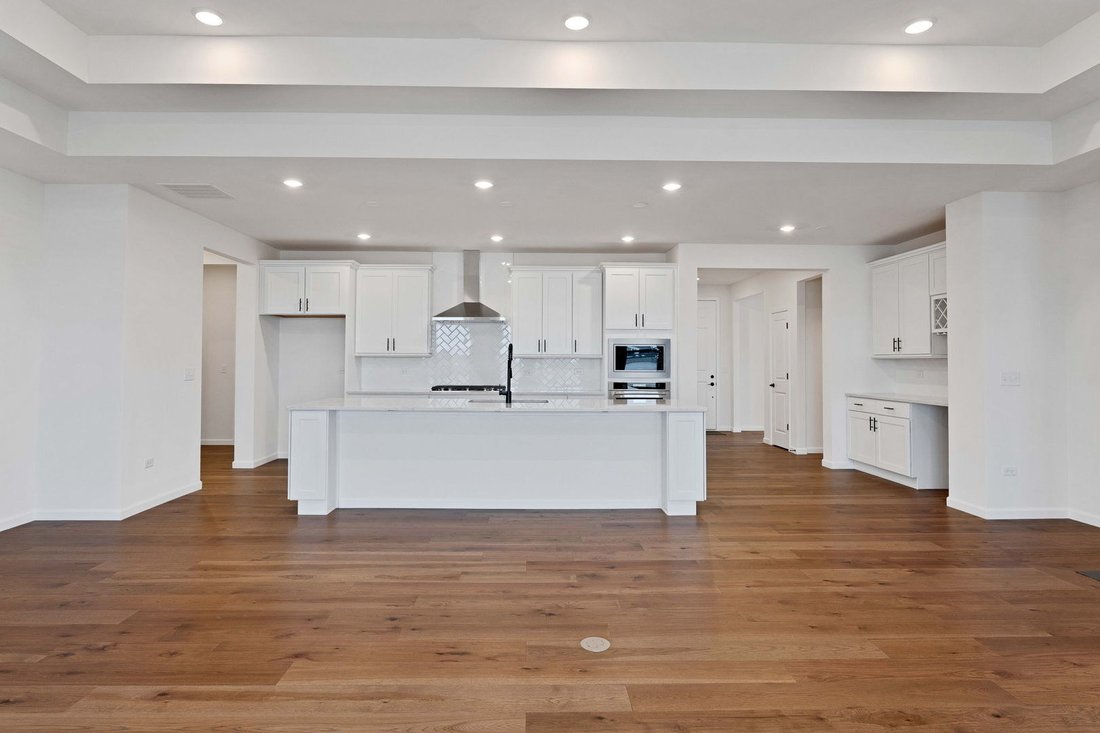 House in Aurora, Illinois, United States 4 - 18988142