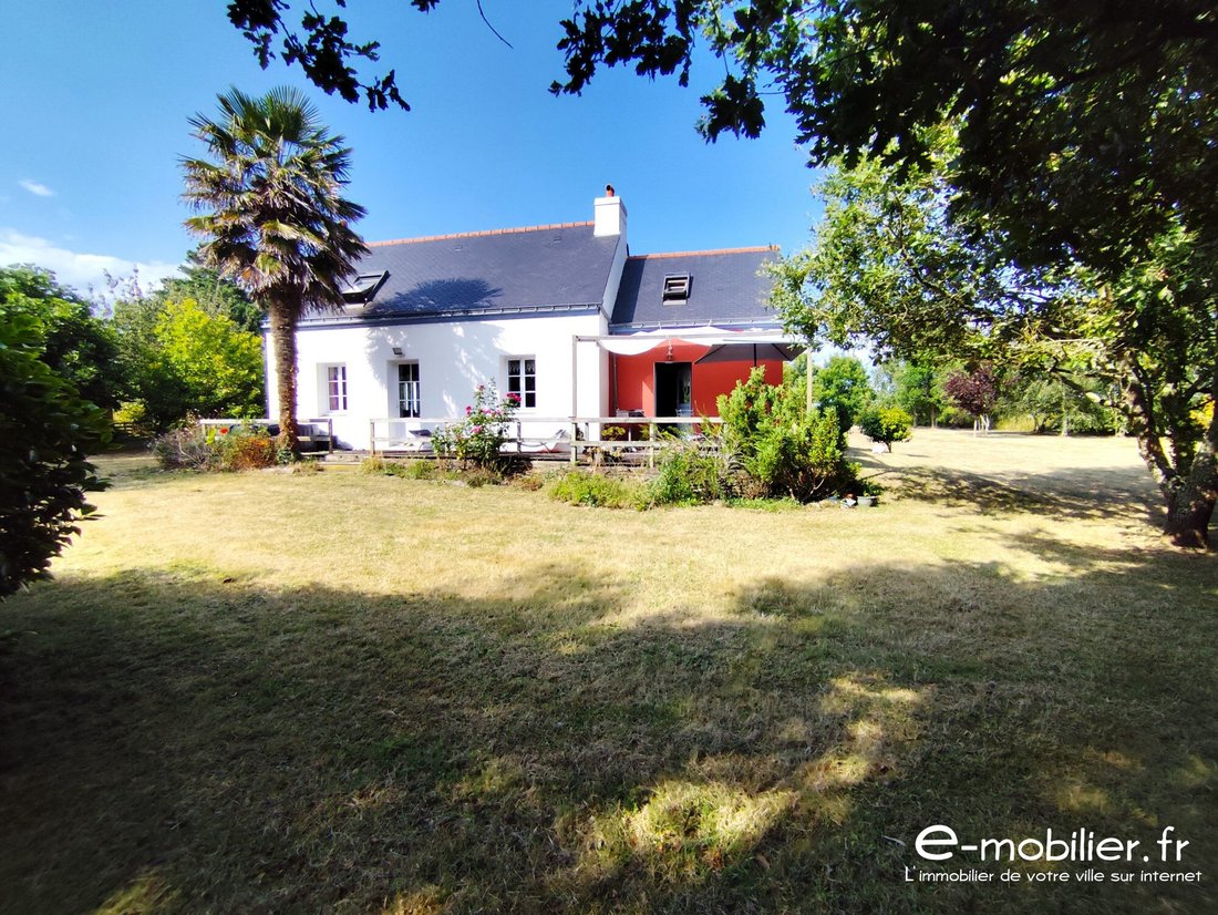 House in Groix, Brittany, France 3 - 18990629