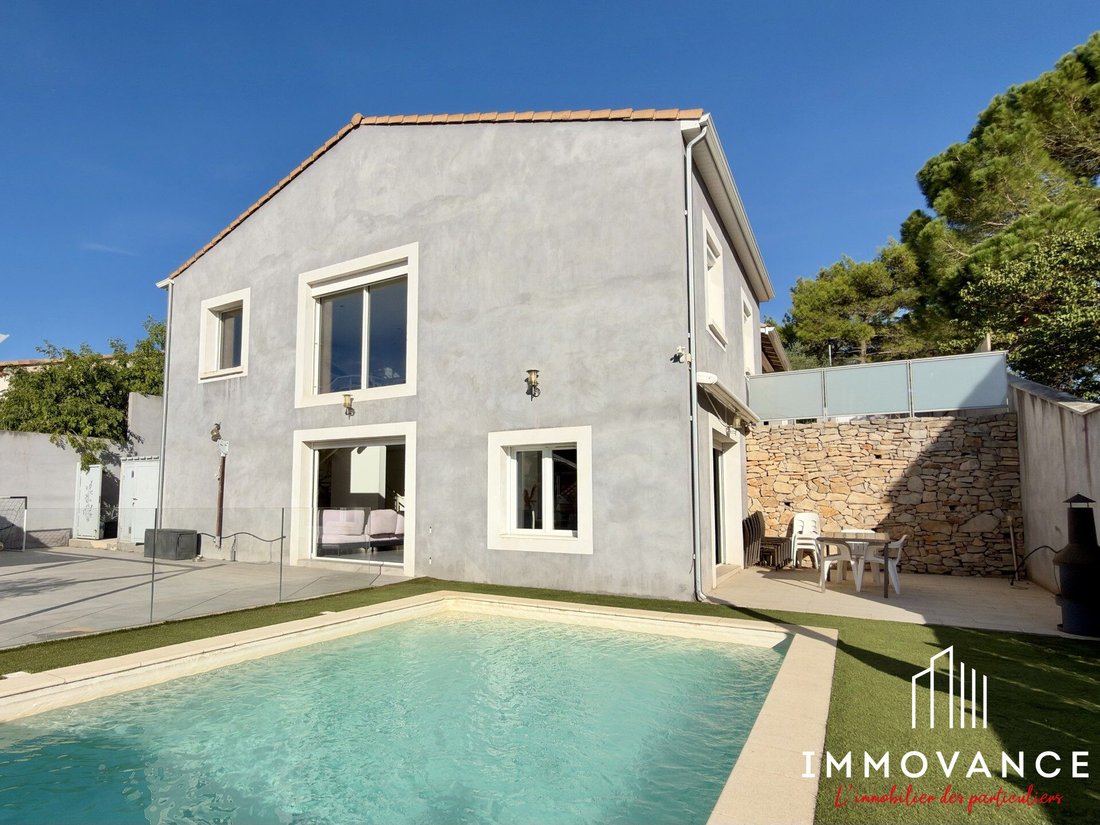 Villa in Centre Ville, Castries, France 2 - 18978733