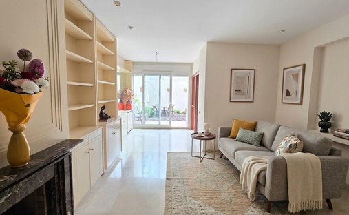 House in Districte I, l'Hospitalet de Llobregat, Spain 1