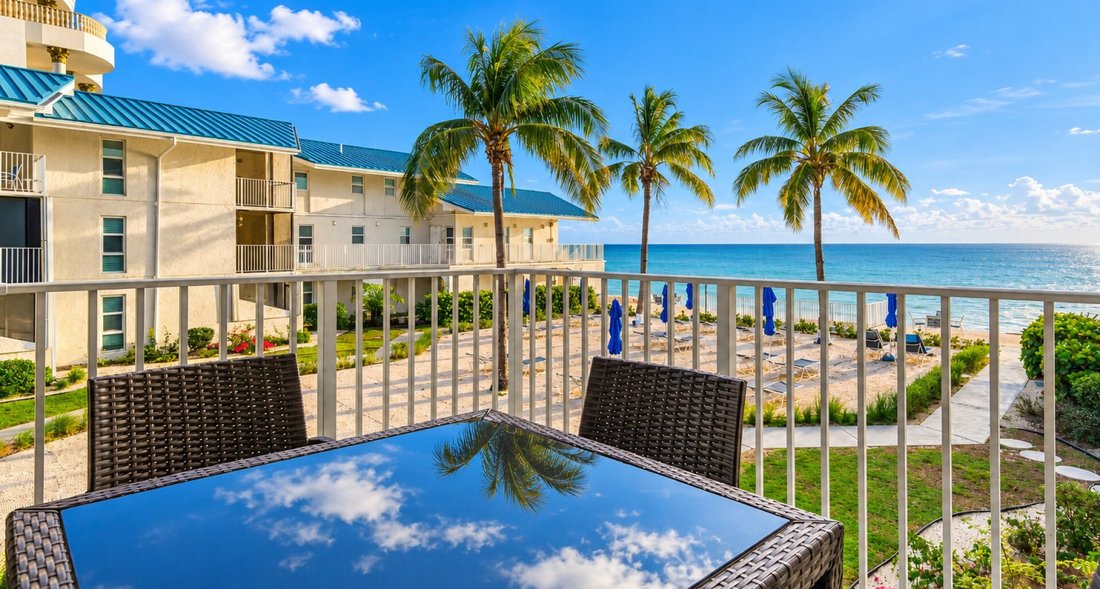 Apartment in Grand Cayman, Cayman Islands 1 - 18989236