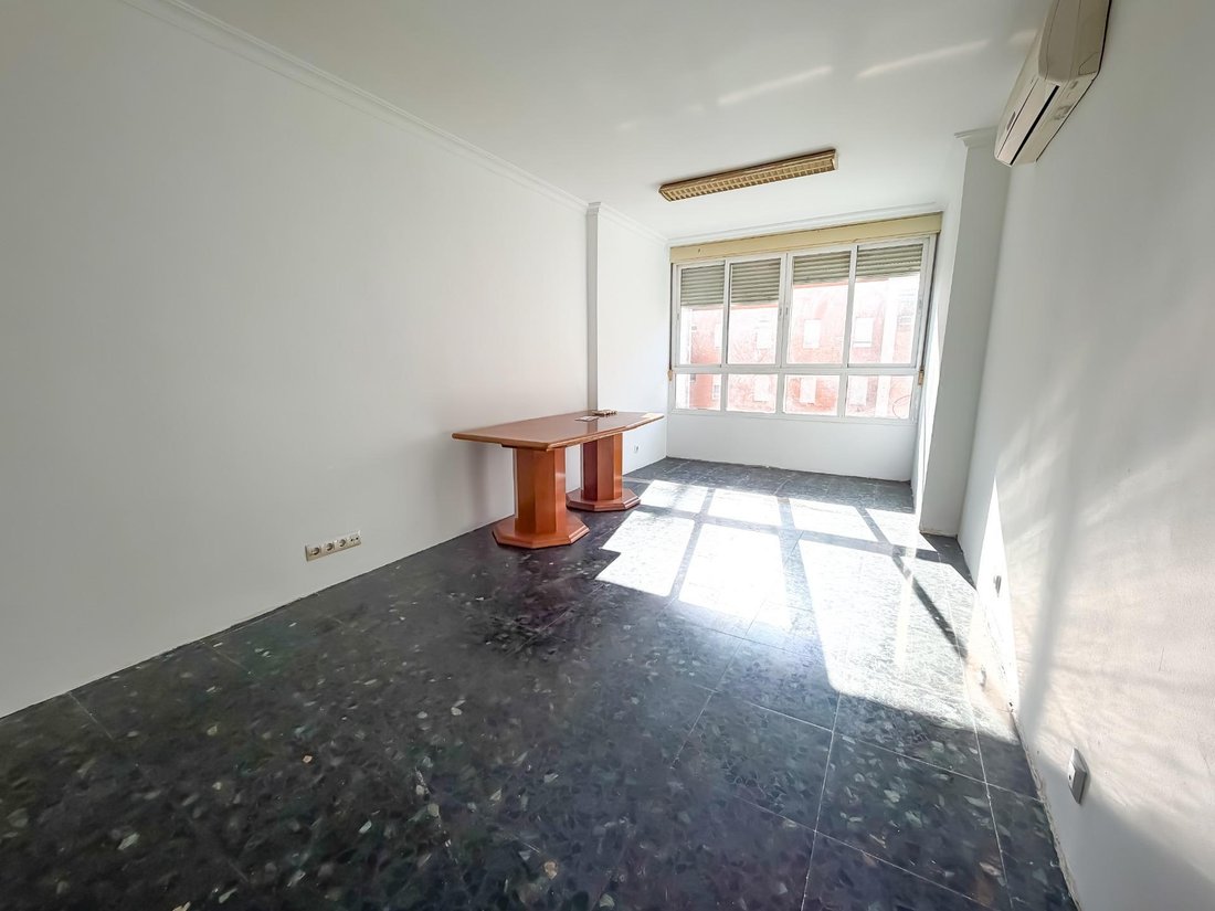 Apartment in Nervion, Seville, Spain 1 - 18988035