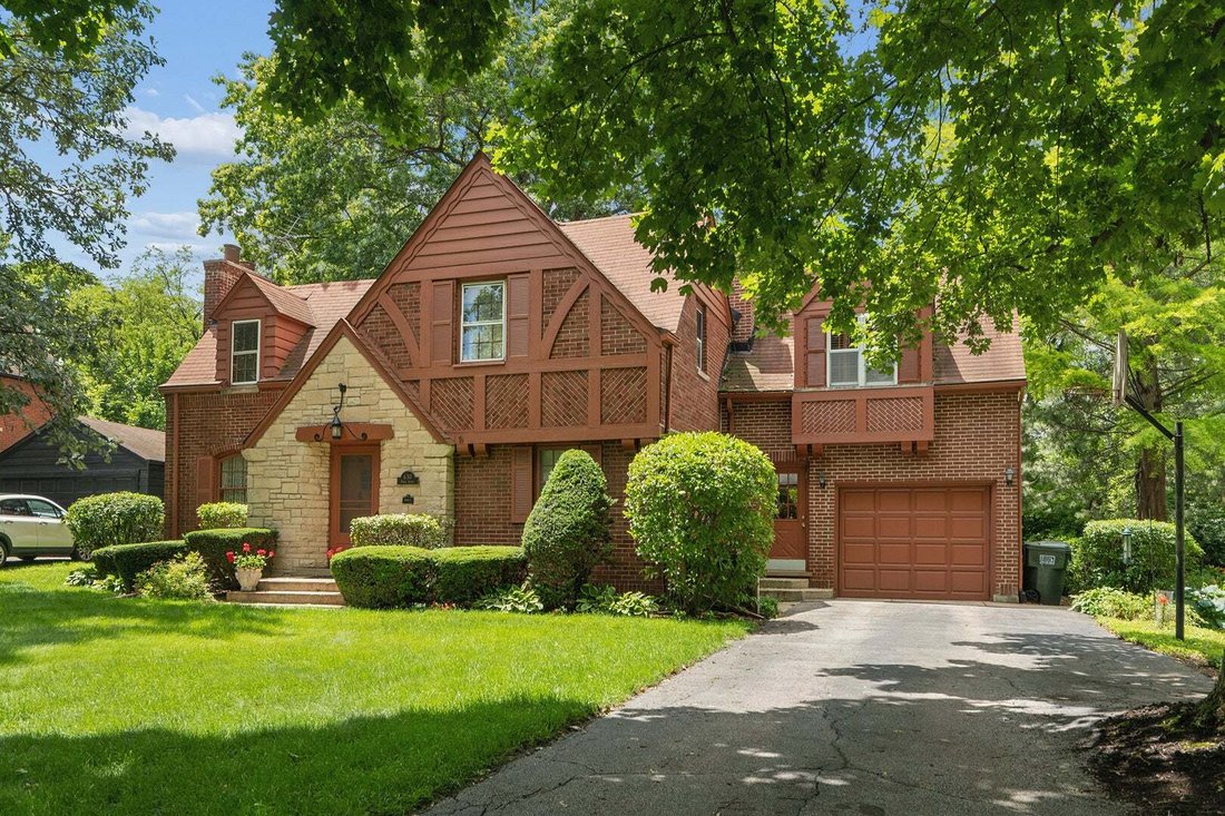 House in Flossmoor, Illinois, United States 2 - 18988223