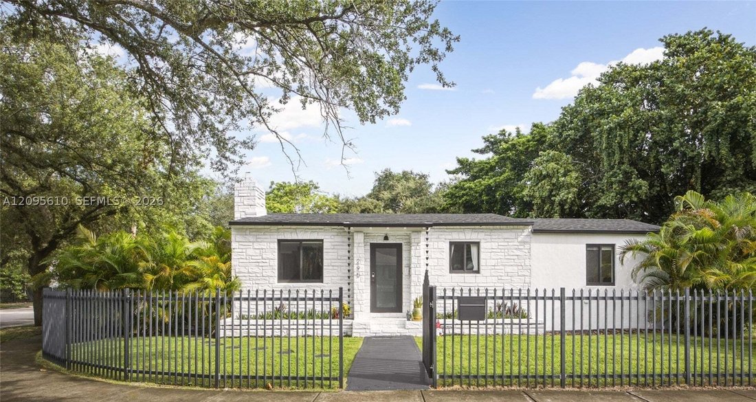 House in Miami, Florida, United States 1 - 18988283