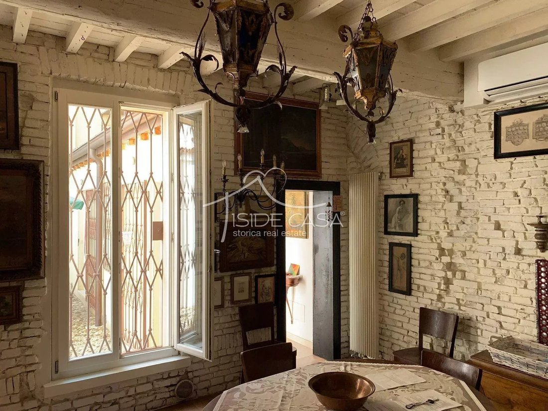 House in Centro Storico, Mantua, Lombardy 5 - 18988874