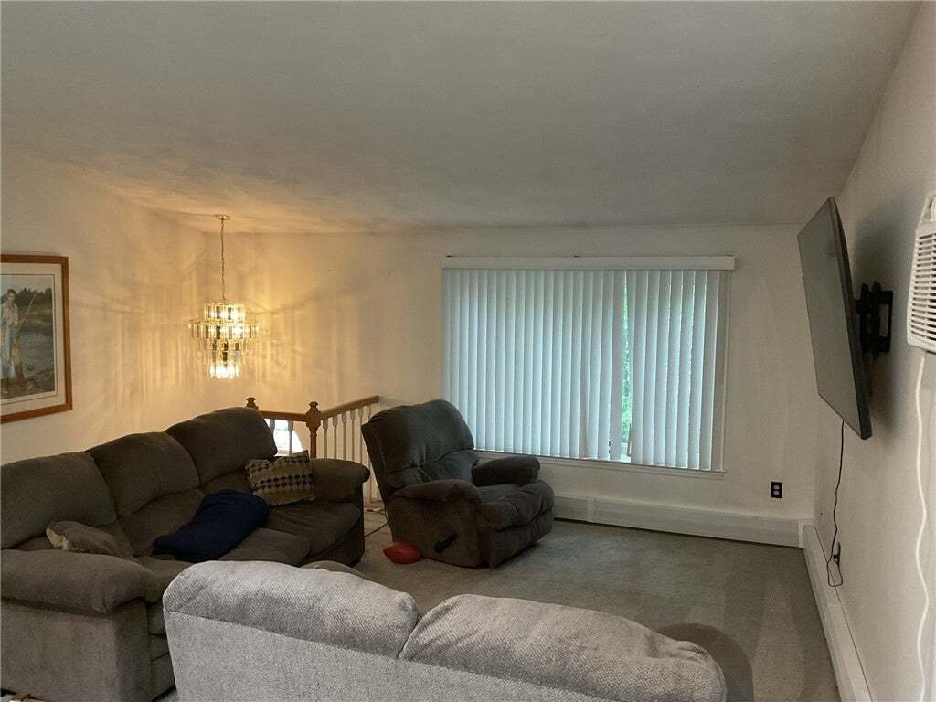 House in Warwick, Rhode Island, United States 5 - 18982440