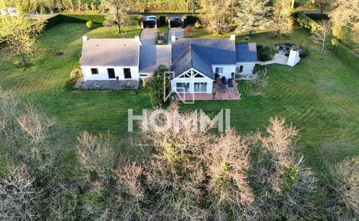 Casa a Saint-Mars-du-Désert, Paesi della Loira, Francia 1