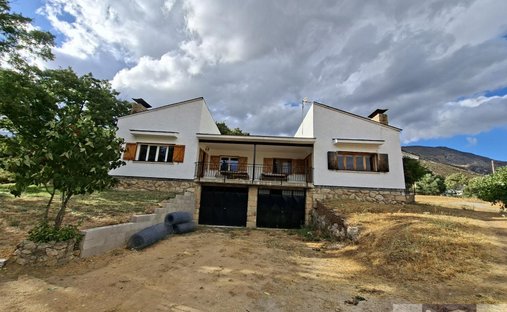 House in Bustarviejo, Comunidad de Madrid, Spain 1